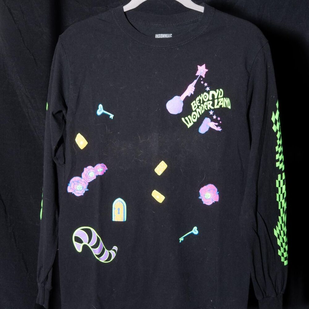 Beyond Wonderland Women's long sleeve Shirt